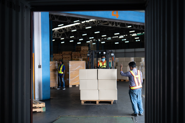 warehouse worker open doors steel 40 feet containe 2023 11 27 05 16 49 utc (1)